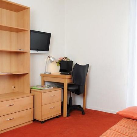 Sejours & Affaires Paris-Nanterre Aparthotel Luaran gambar